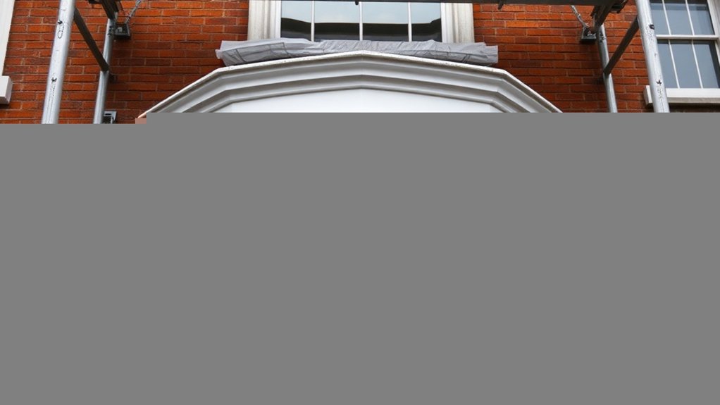 Bay Windows Dalston